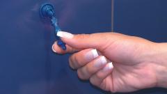 Как сделать ручку под цвет плитки на потайном люке в ванной. Лайфхак от девушки