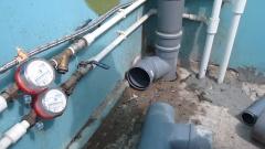 Как НЕ надо делать монтаж труб и установку сантехники при ремонте в ванной! Исправление ошибок